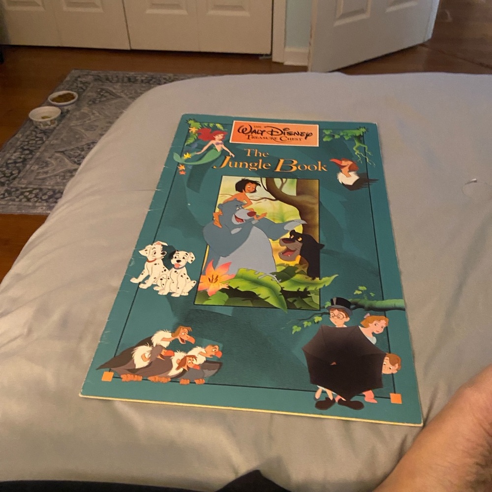 VINTAGE The Walt Disney Treasure Chest from 1991. - Picture 13 of 13